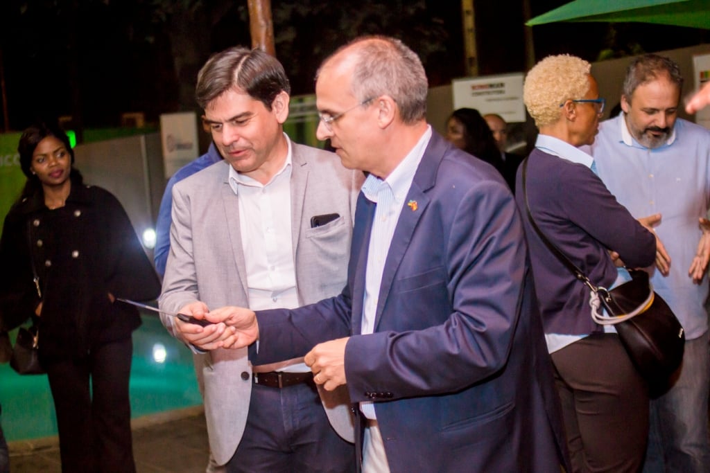 networking-business-drink-3-11