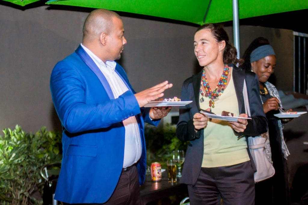 networking-business-drink-3-28