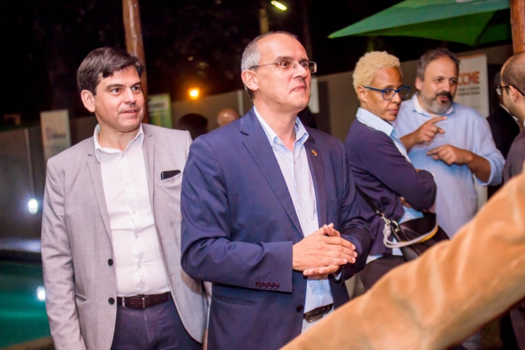 networking-business-drink-3-32