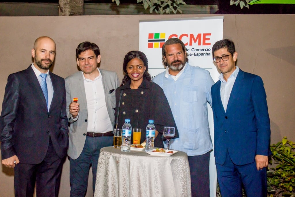 networking-business-drink-3-7