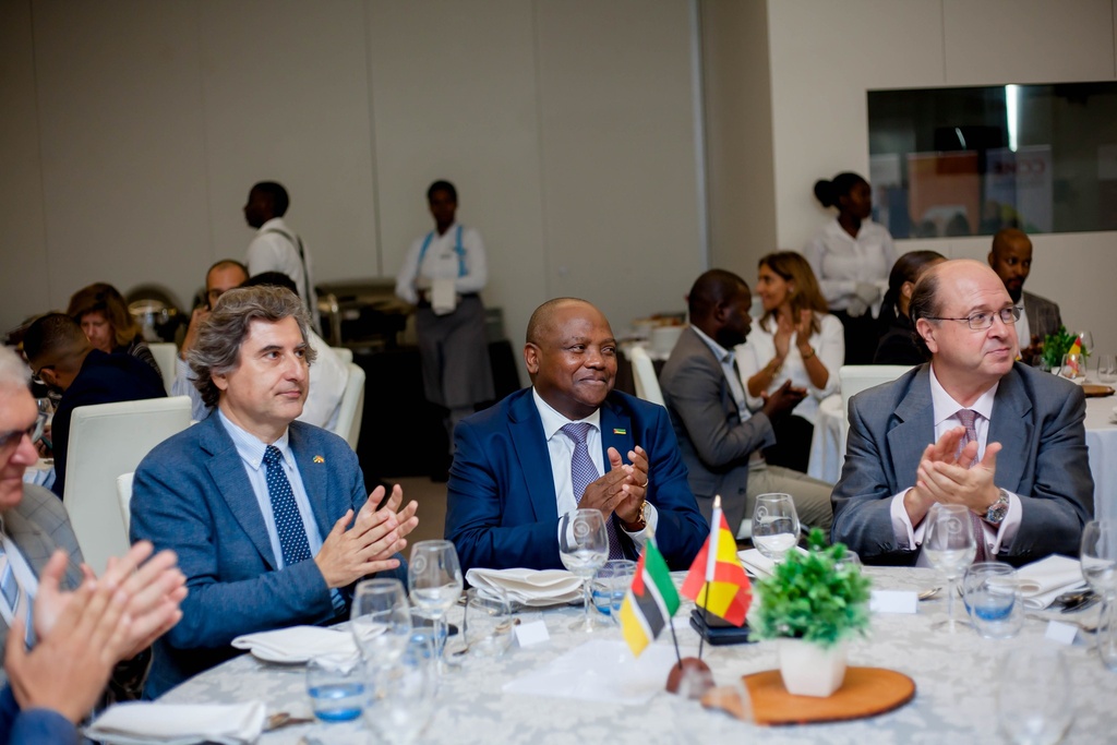 networking-business -lunch (41)