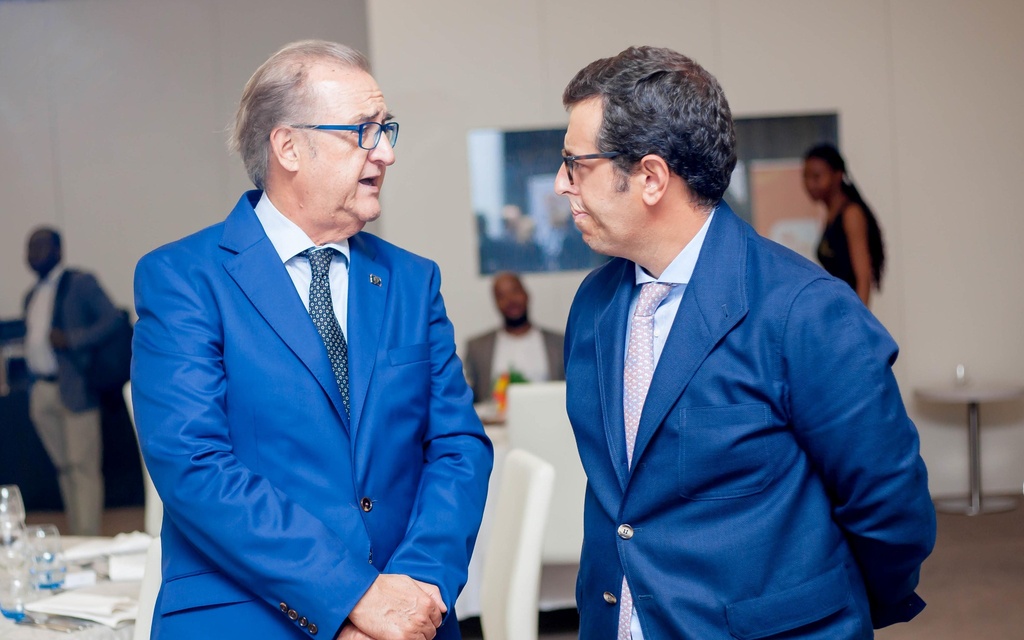 networking-business -lunch (46)